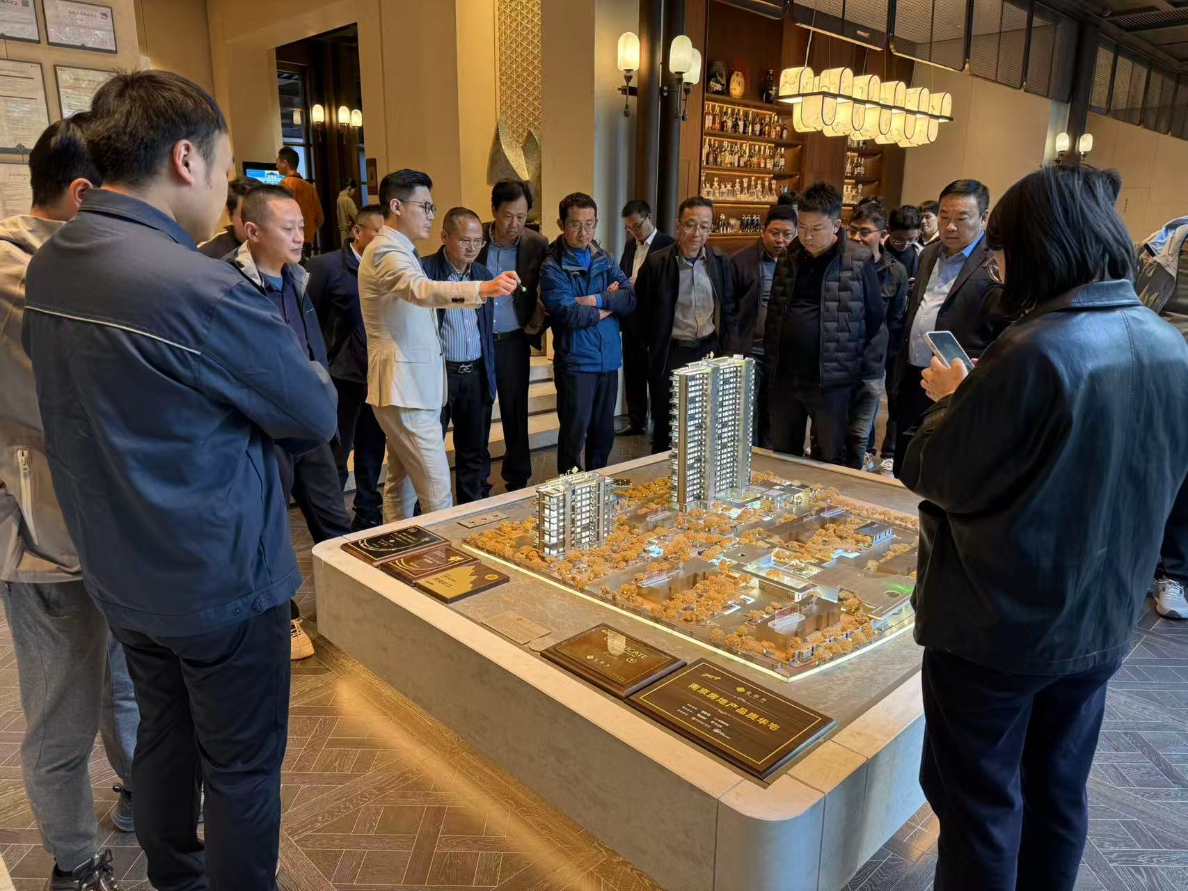 1763085684440641.jpg 微信图片_2025-11-14_095152_392.jpg